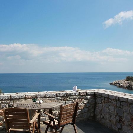 Lalloudes Seaside Accommodation Exo Nimfion Екстер'єр фото