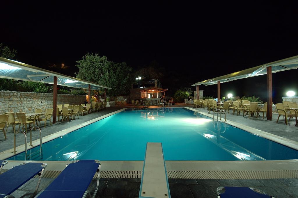 Lalloudes Seaside Accommodation Exo Nimfion Екстер'єр фото