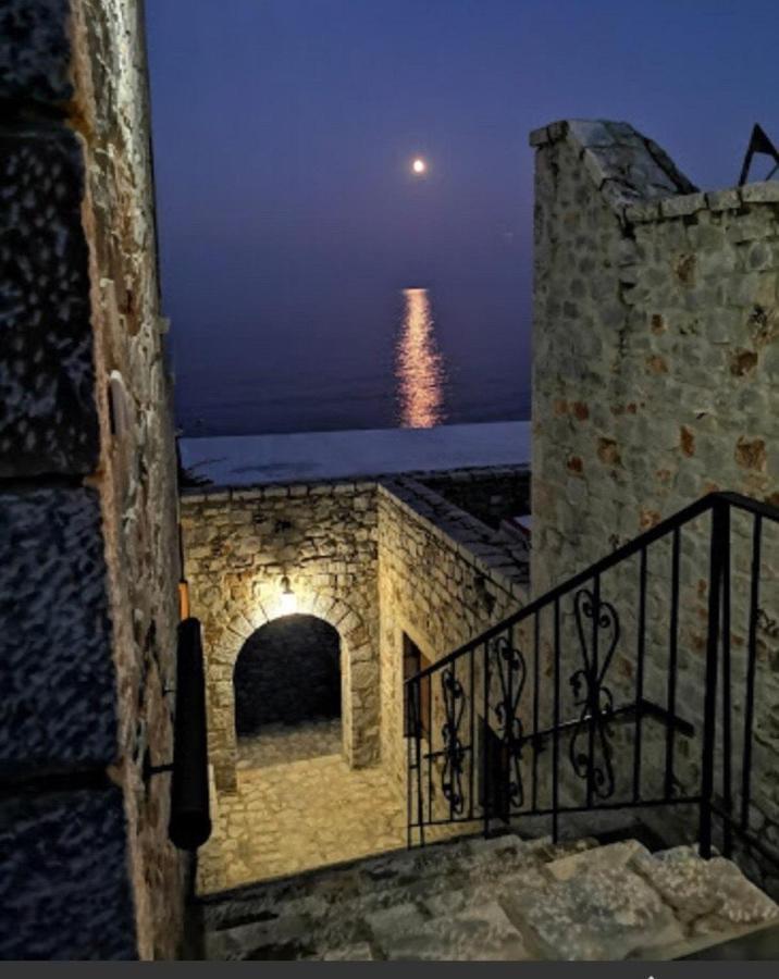 Lalloudes Seaside Accommodation Exo Nimfion Екстер'єр фото
