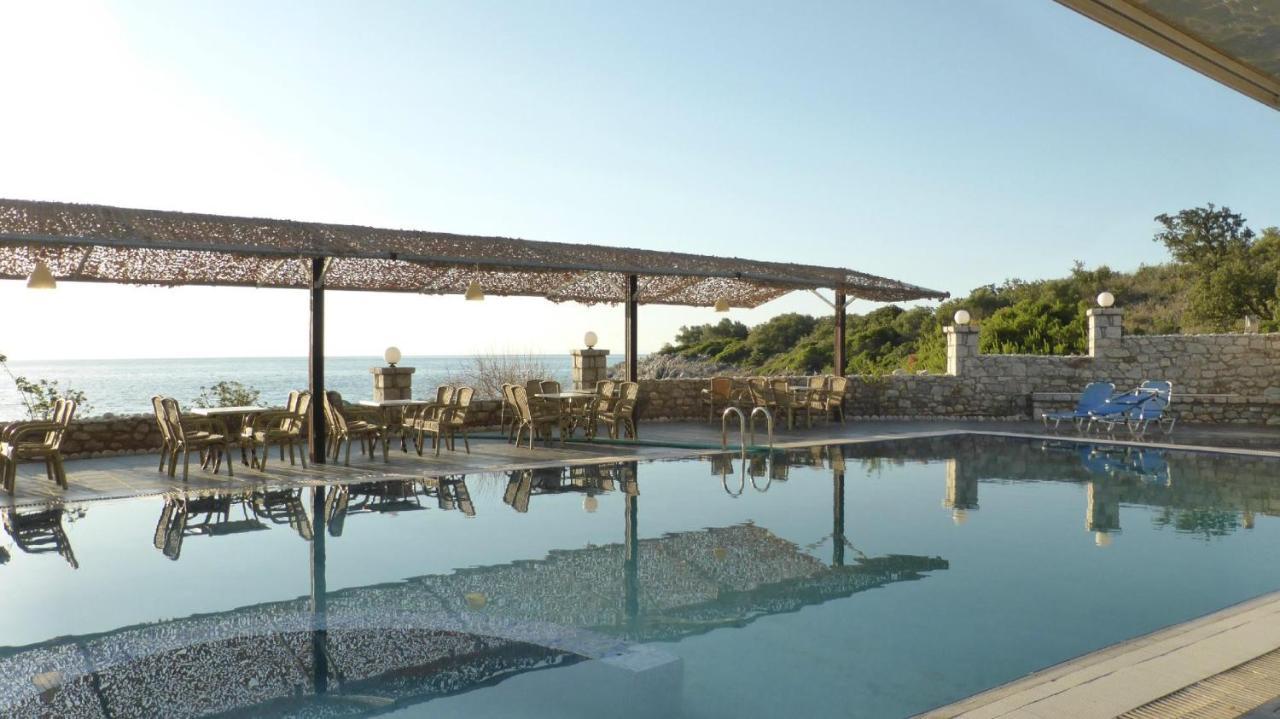 Lalloudes Seaside Accommodation Exo Nimfion Екстер'єр фото