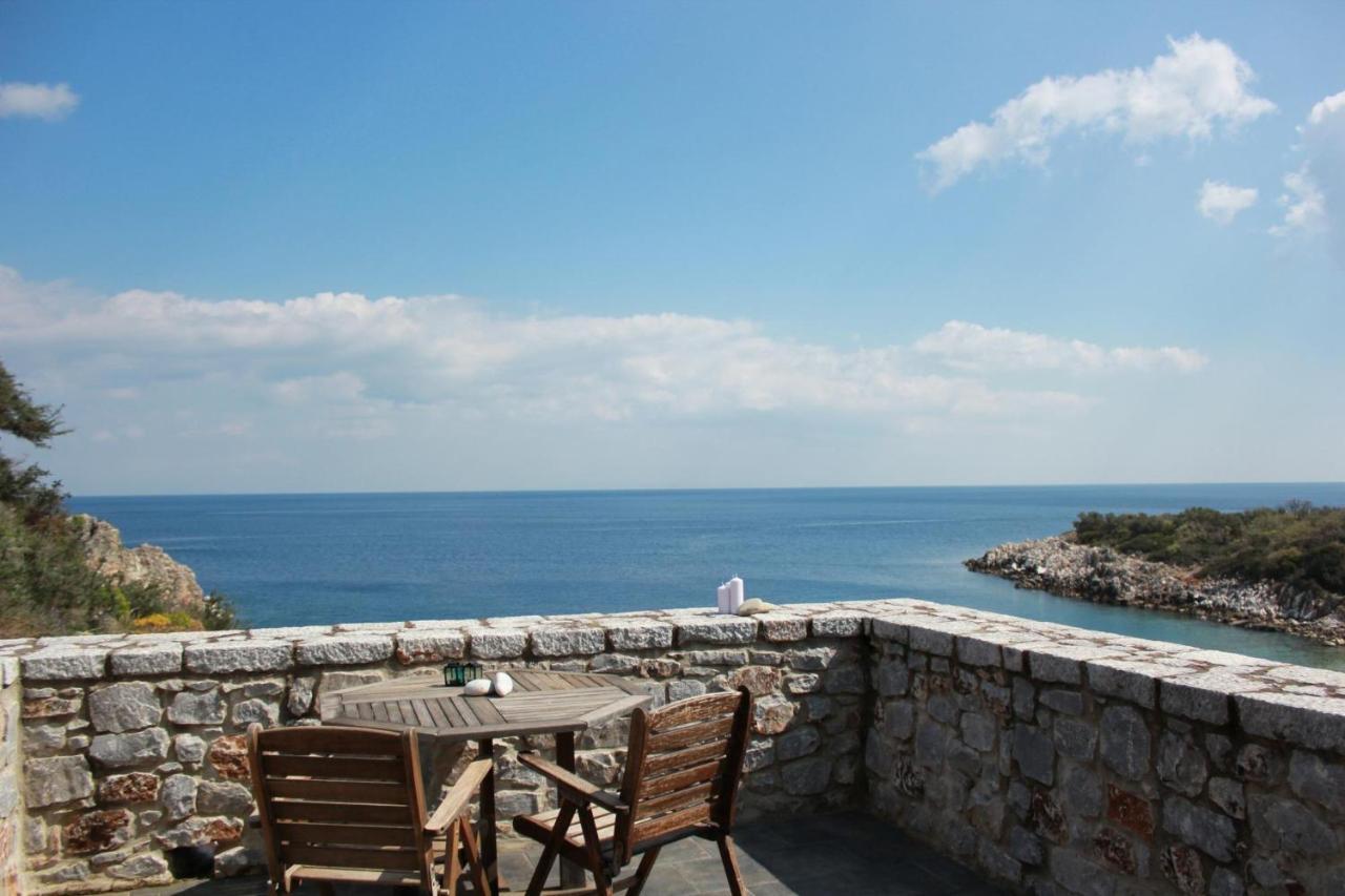 Lalloudes Seaside Accommodation Exo Nimfion Екстер'єр фото